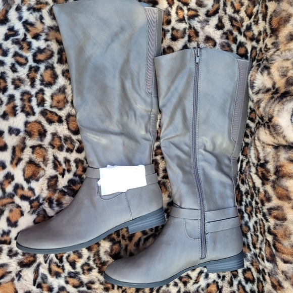 Style & Co. Fabric Closed Toe Knee High Fashion Boots  Sz 5 - Picture 1 of 13